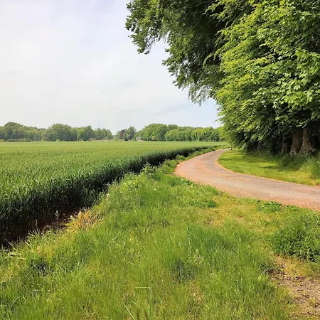 Gite Gites De France - Le Clos Des Champs Holiday home Daubeuf-Serville